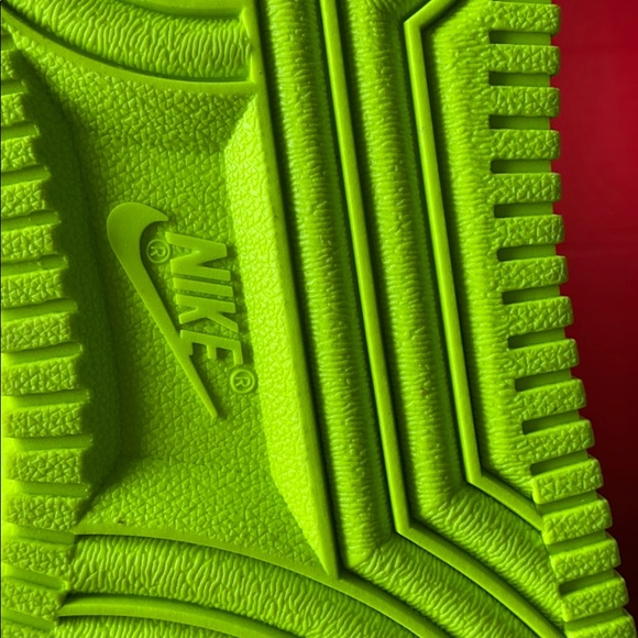 OFF-WHITE x NIKE - Picture 3 of 4